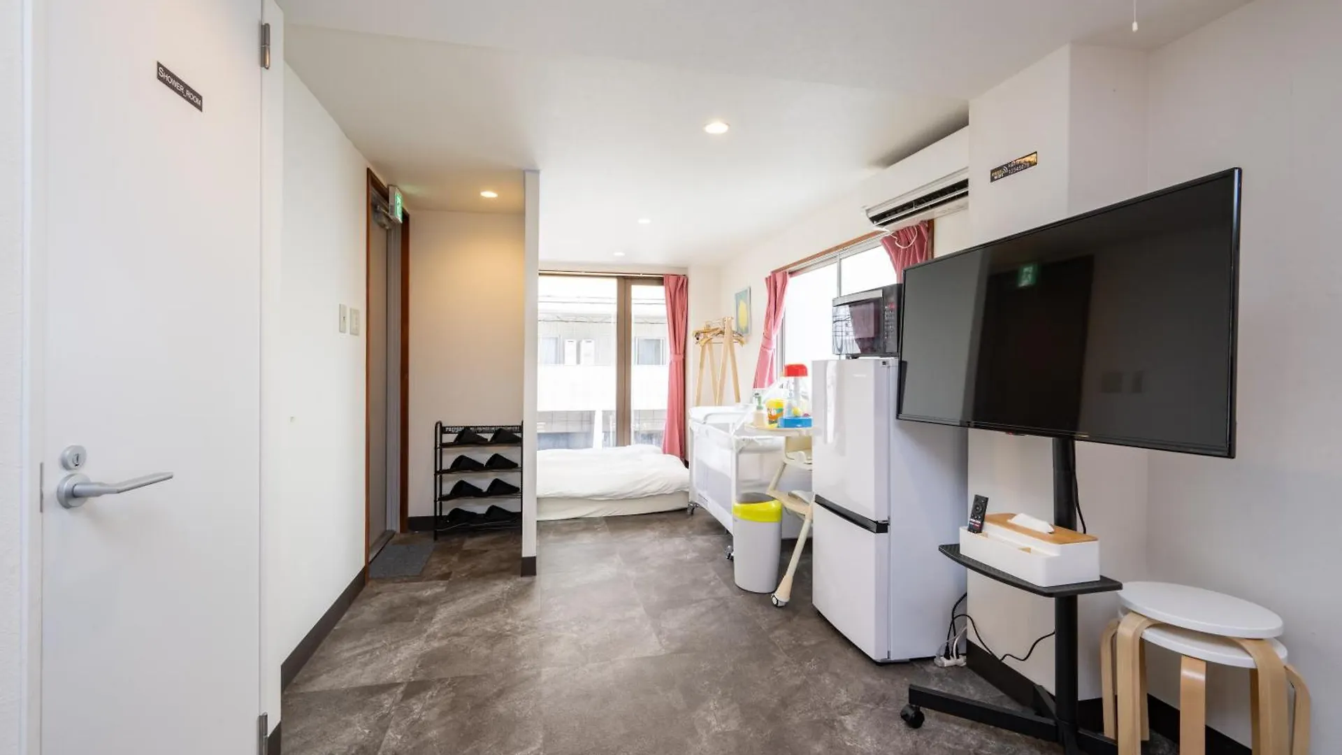 Thunder Hotel -雷門サンダーホテル- 浅草駅から徒歩5分 ベビー用品付き ファミリーも歓迎 大人8名もok!! Tokyo Apartment